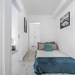 Platinum Apartment *