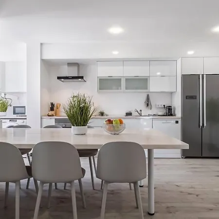 Апартаменты Super Platinum Фуншал