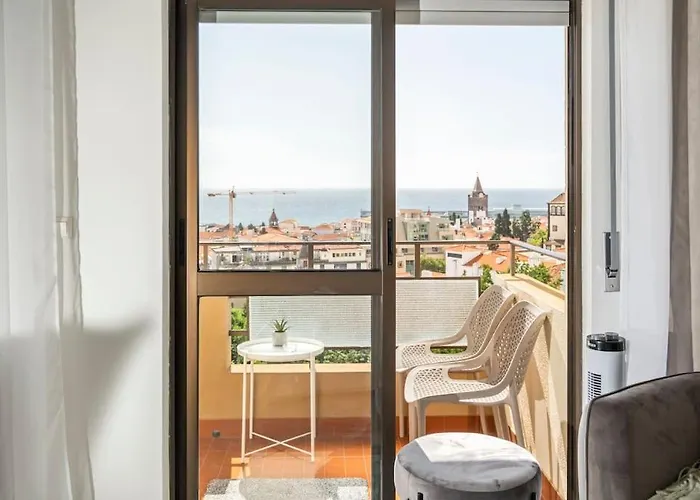 Super Platinum פונשל